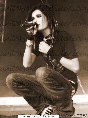 poze cu BILL - mie imi plac toate q bill :D - bill kaulitz